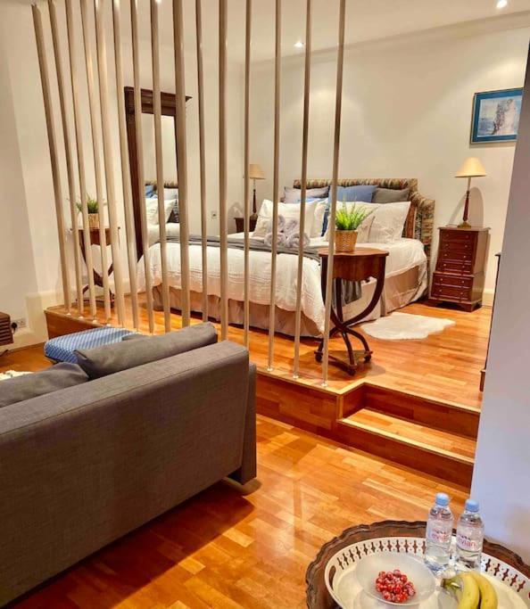 Spacious Flat In The Most Desirable Area Of London Exterior photo